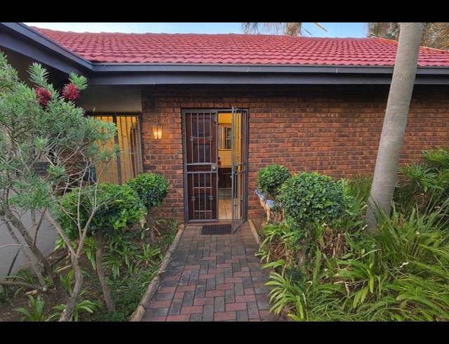 4 BEDROOM HOUSE FOR SALE IN ELARDUSPARK